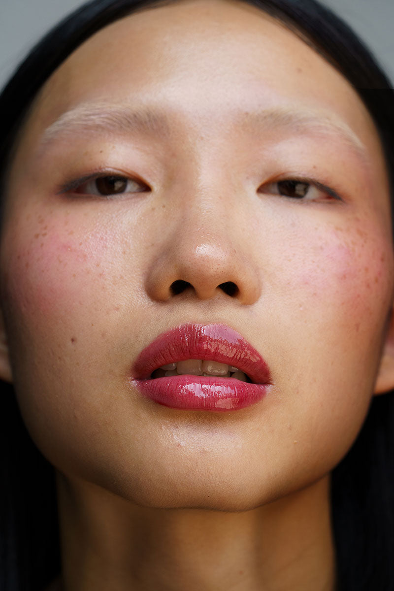 Glassy cheeks, Cherry Lips