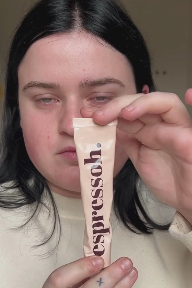 
                      
                        Carica e riproduci il video nel visualizzatore della galleria, Deep Moisturizing Cream
                      
                    